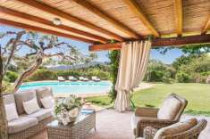 Foto Villa unifamiliare in vendita a Arzachena