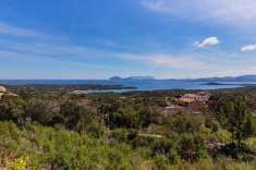 Foto Villa unifamiliare in vendita a Arzachena
