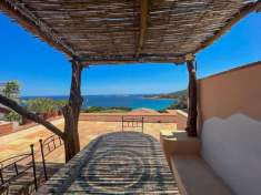 Foto Villa unifamiliare in vendita a Arzachena