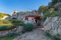 Foto Villa unifamiliare in vendita a Arzachena