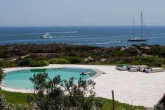 Foto Villa unifamiliare in vendita a Arzachena