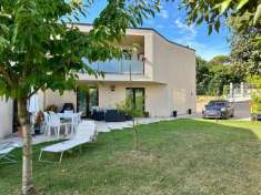 Foto Villa unifamiliare in vendita a Assisi