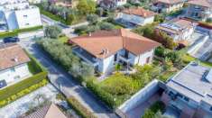 Foto Villa unifamiliare in vendita a Bardolino