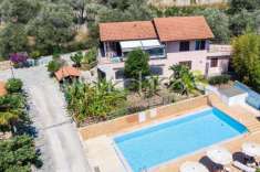 Foto Villa unifamiliare in vendita a Bordighera