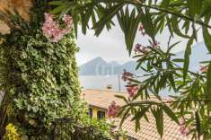 Foto Villa unifamiliare in vendita a Brenzone