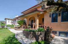 Foto Villa unifamiliare in vendita a Brescia
