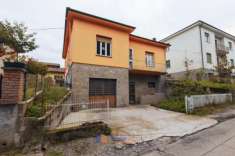 Foto Villa unifamiliare in vendita a Canelli - 5 locali 172mq