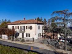 Foto Villa unifamiliare in vendita a Canelli - 8 locali 251mq