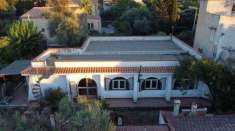 Foto Villa unifamiliare in vendita a Carini - 6 locali 140mq