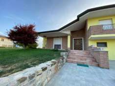 Foto Villa unifamiliare in vendita a Carlino