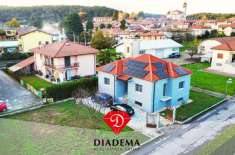 Foto Villa unifamiliare in vendita a Casale Litta