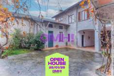 Foto Villa unifamiliare in vendita a Casalzuigno