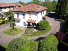 Foto Villa unifamiliare in vendita a Casnate Con Bernate