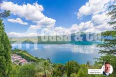 Foto Villa unifamiliare in vendita a Castel Gandolfo