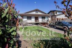 Foto Villa unifamiliare in vendita a Cavaglio D'Agogna