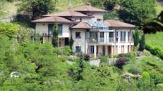 Foto Villa unifamiliare in vendita a Cerano D'Intelvi