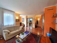 Foto Villa unifamiliare in vendita a Cordignano - 9 locali 300mq