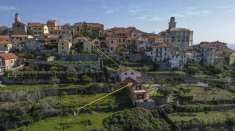 Foto Villa unifamiliare in vendita a Diano Castello