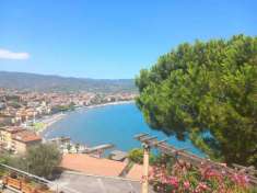 Foto Villa unifamiliare in vendita a Diano Marina