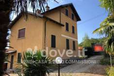 Foto Villa unifamiliare in vendita a Dumenza