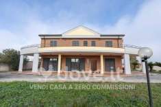 Foto Villa unifamiliare in vendita a Foggia