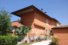 Foto Villa unifamiliare in vendita a Foiano Della Chiana
