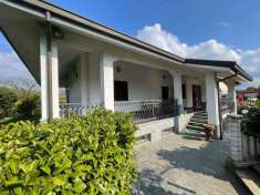 Foto Villa unifamiliare in vendita a Francavilla Bisio