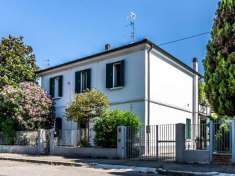 Foto Villa unifamiliare in vendita a Imola