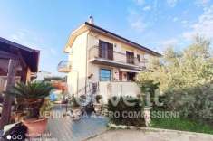 Foto Villa unifamiliare in vendita a Lariano