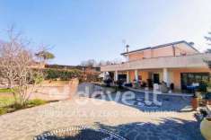 Foto Villa unifamiliare in vendita a Lariano
