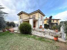 Foto Villa unifamiliare in vendita a Lastra A Signa