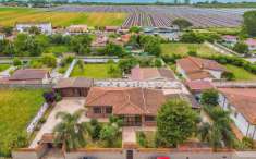 Foto Villa unifamiliare in vendita a Latina