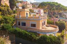 Foto Villa unifamiliare in vendita a Lavagna