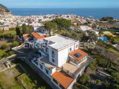Foto Villa unifamiliare in vendita a Lipari