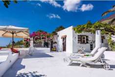 Foto Villa unifamiliare in vendita a Lipari
