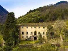Foto Villa unifamiliare in vendita a Lucca