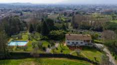 Foto Villa unifamiliare in vendita a Lucca