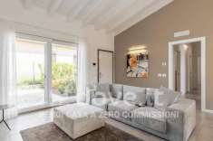 Foto Villa unifamiliare in vendita a Manerba Del Garda