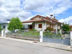 Foto Villa unifamiliare in vendita a Maniago