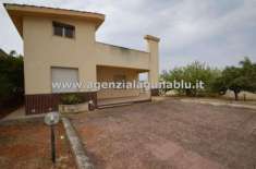 Foto Villa unifamiliare in vendita a Mazara Del Vallo - 5 locali 140mq