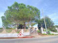 Foto Villa unifamiliare in vendita a Melissano