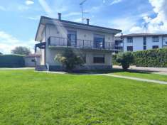 Foto Villa unifamiliare in vendita a Oleggio Castello