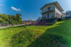 Foto Villa unifamiliare in vendita a Olgiate Comasco