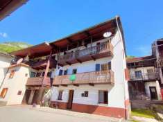 Foto Villa unifamiliare in vendita a Ovaro