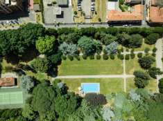 Foto Villa unifamiliare in vendita a Paderno Dugnano