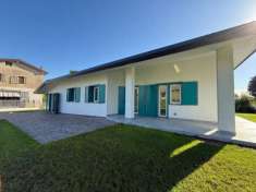 Foto Villa unifamiliare in vendita a Palazzolo Dello Stella