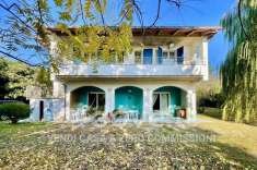 Foto Villa unifamiliare in vendita a Passignano Sul Trasimeno