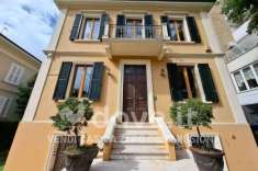 Foto Villa unifamiliare in vendita a Pesaro