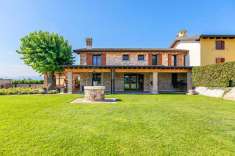 Foto Villa unifamiliare in vendita a Peschiera Del Garda