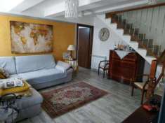 Foto Villa unifamiliare in vendita a Porto Mantovano - 7 locali 200mq